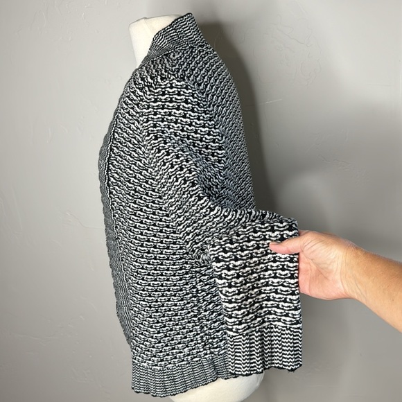 Talbots Chunky Knit Cardigan Open front Size Medium - Picture 5 of 9